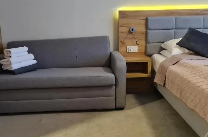 Apartment Czarna Gora 308